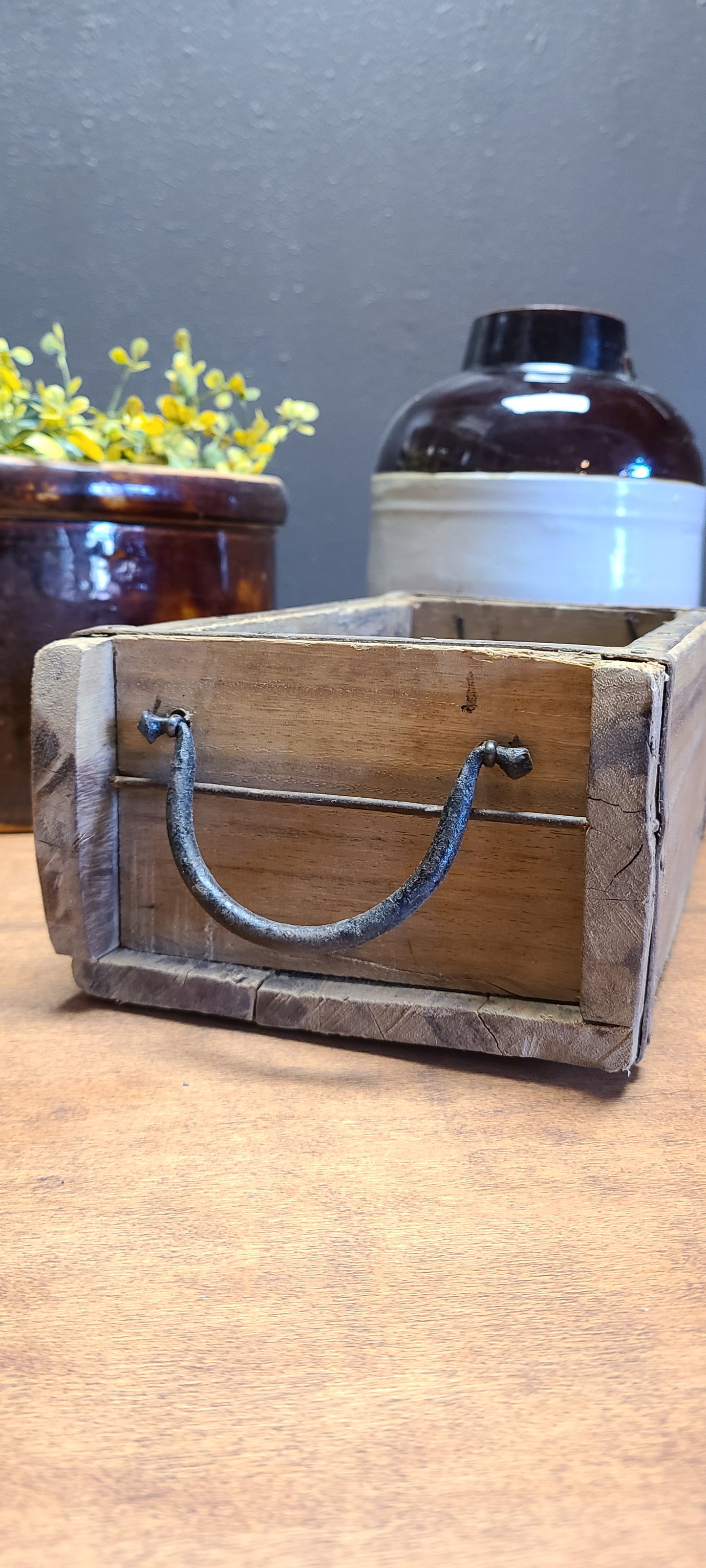 Wrought Iron 2 Handle Brick Mold