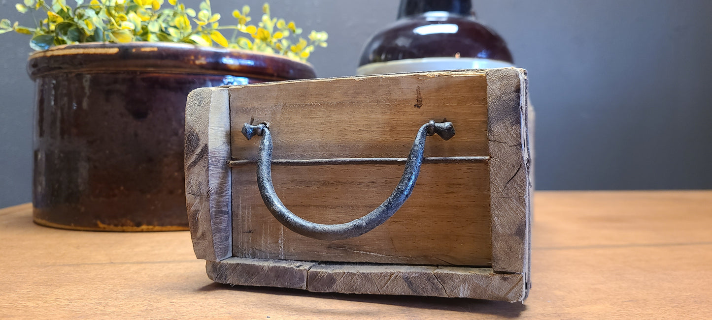 Wrought Iron 2 Handle Brick Mold
